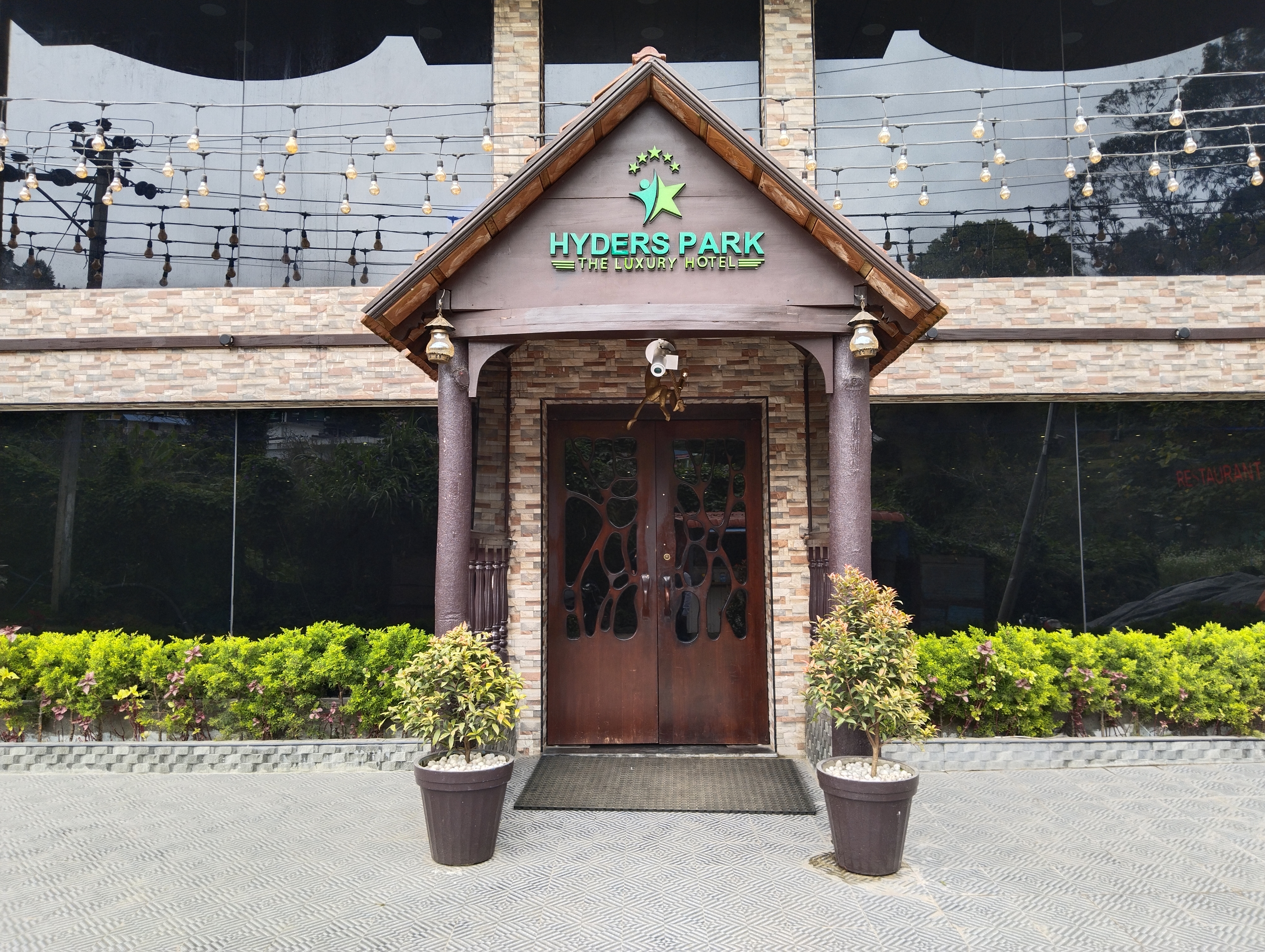 Hyders Park - The Luxury Hotel,New Chettiar Park,3 star