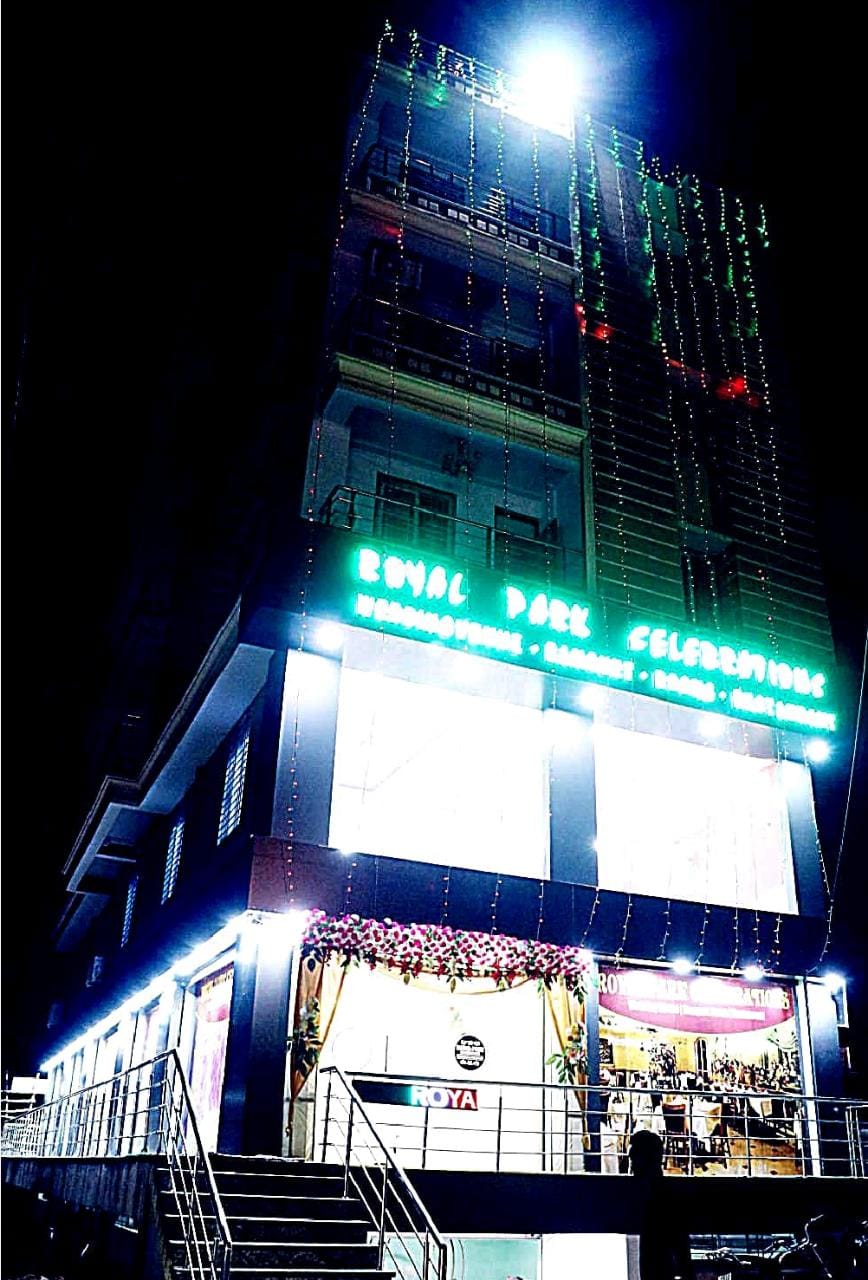 Royal Park Celebration,Oppos- Nrl Petro Pump, New Bypass Ashochak Patna, Bihar,800007,3 star