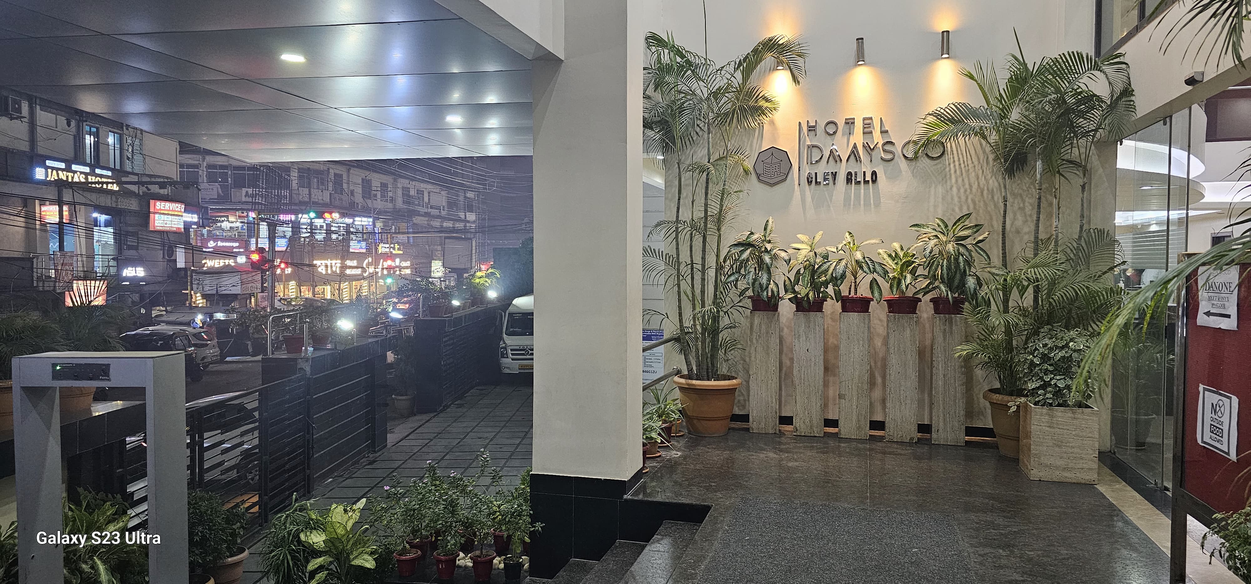 Hotel Daaysco Oley Allo,Paltan Bazaar Area,4 star