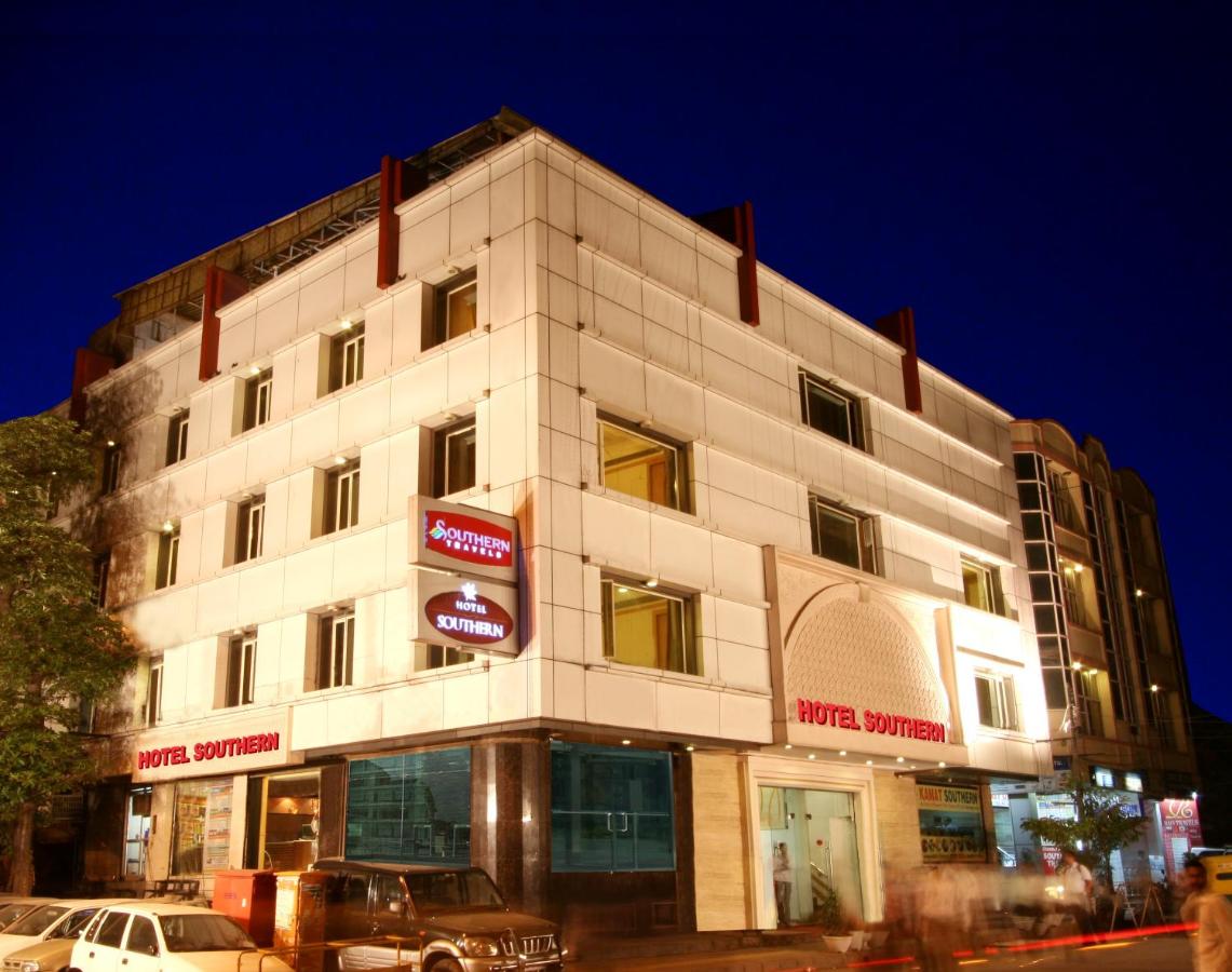 Hotel Southern,Karolbagh,3 star