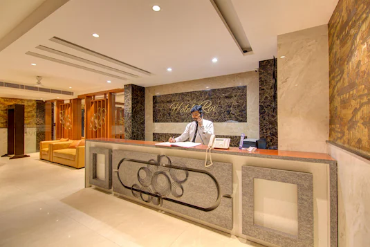 The Elevate Hotel By R S Global,Kh. 412 Gali No 7 A Block Mahipalpur Delhi 110037,4 star