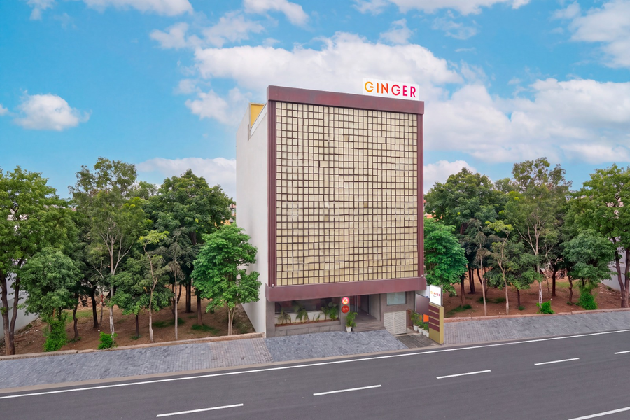 Clarks Inn Express Udaipur,Hiran Magri,3 star