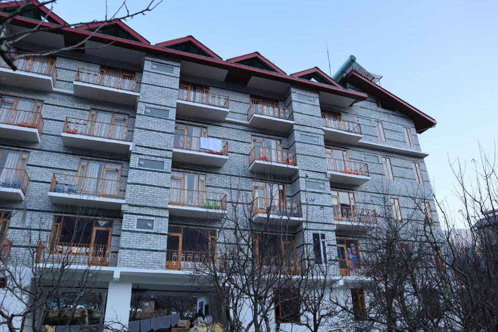Hotel Marina Heights,Vpo, Prini, Manali, Himachal Pradesh, India, 175131,3 star