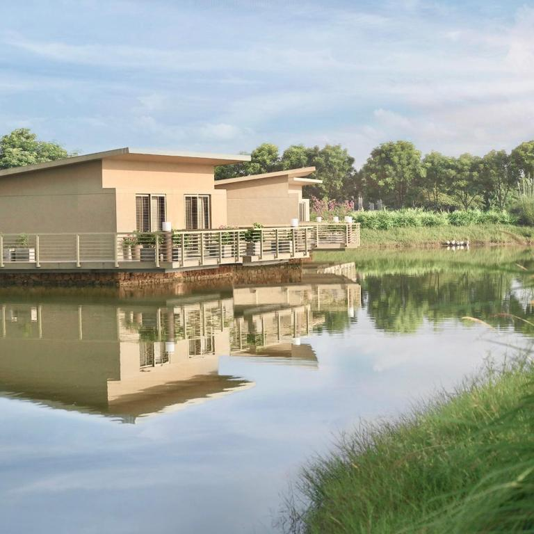 Life At Repose: Lake Villas Resort & Club,Kadi>>Ahmedabad,4 star