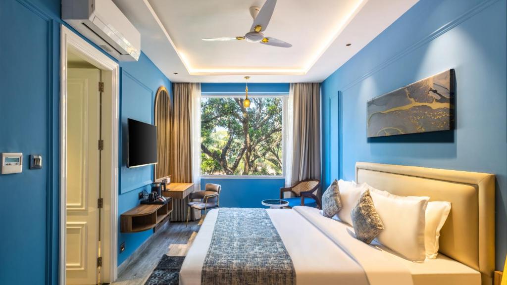 room-image