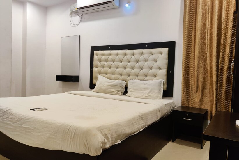 Pph Living Ss Grand,Suchitra Road,3 star