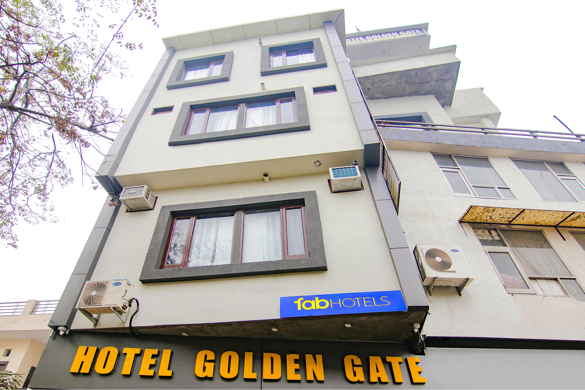 Fabhotel Golden Gate,174, New Partap Nagar, Pratap Nagar, Amritsar, Amritsar Cantt., Punjab 143001,3 star