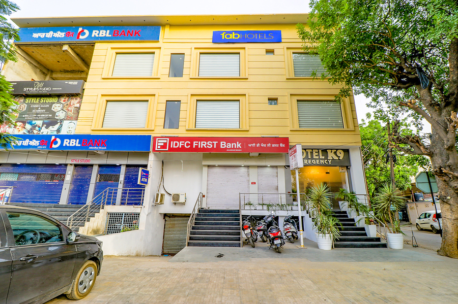 fabhotel prime k9 regency