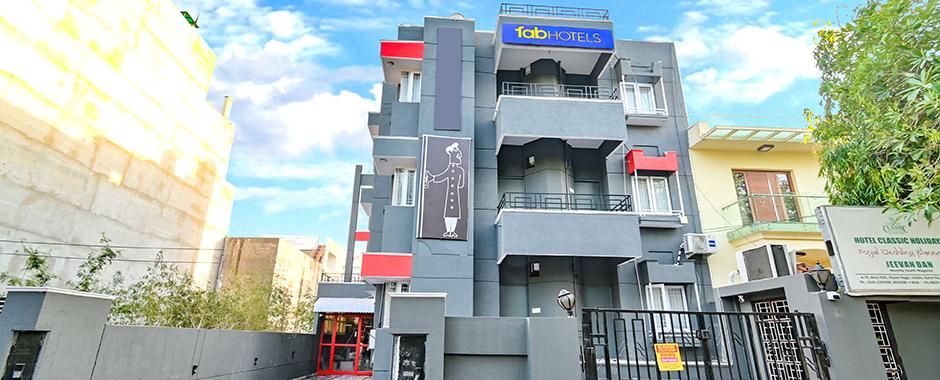 Fabhotel Classic Holiday,001, Atrah Path, Saket Nagar, Shyam Nagar, Jaipur, Rajasthan 302001,3 star
