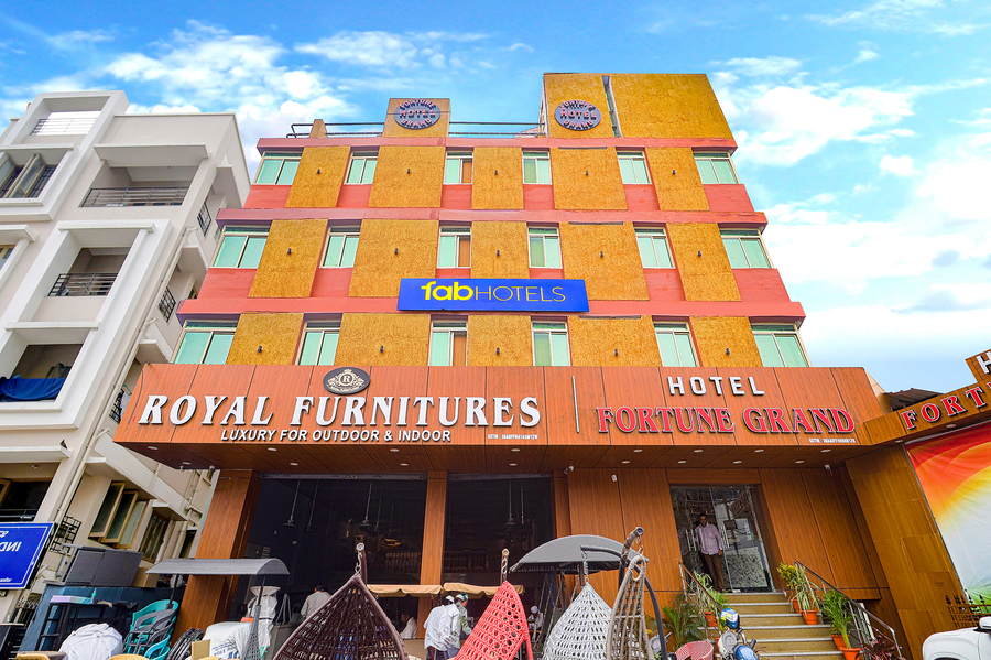 Fabhotel Fortune Grand - Nr Lakdikapul Metro Station,Hyderabad|India,3 star