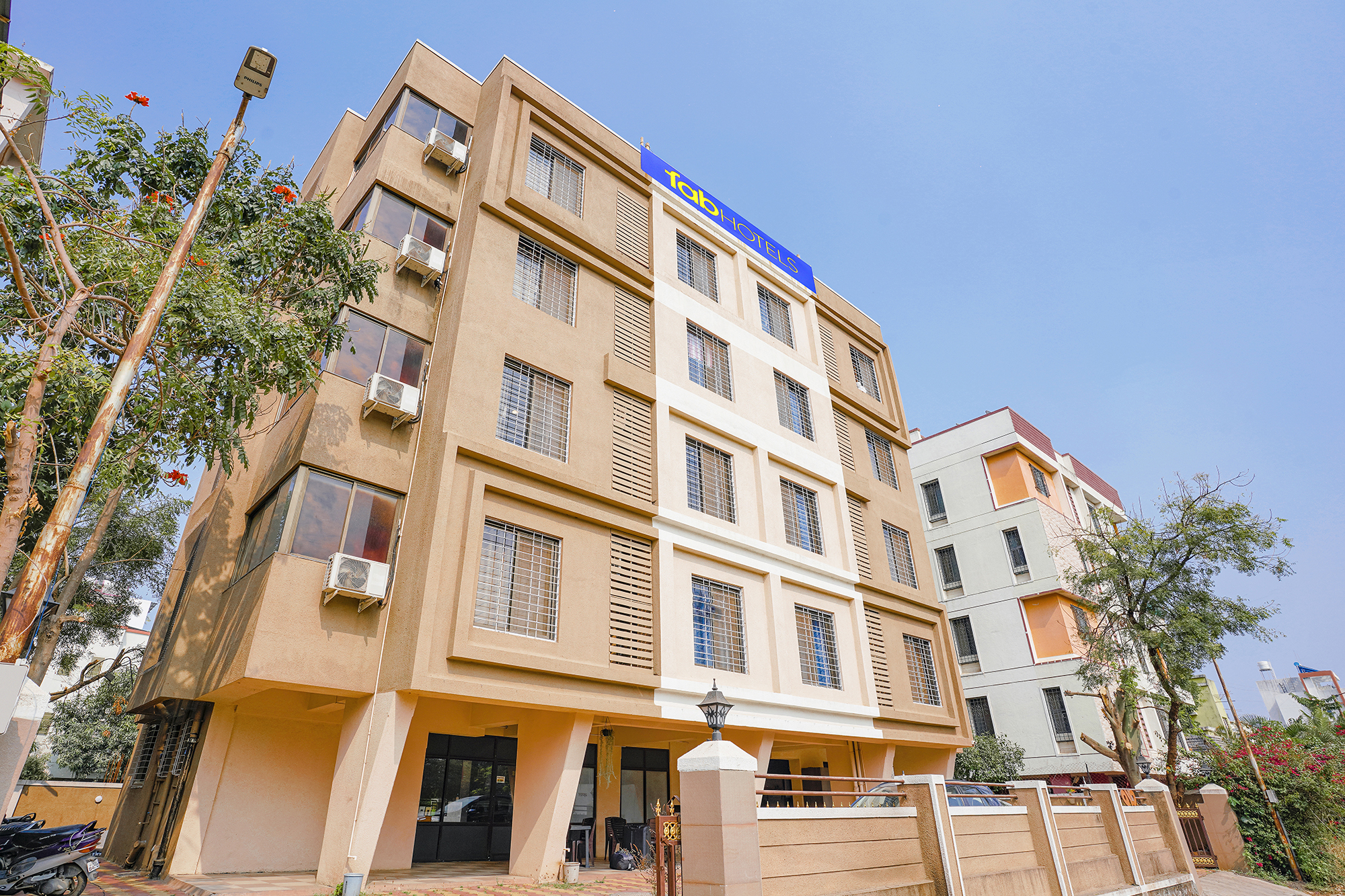 Fabhotel 24 Baner,Near Balewadi High Street,3 star