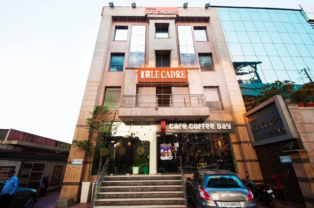 Hotel Le Cadre Opp. Kailash Colony Metro Station,South Delhi,3 star