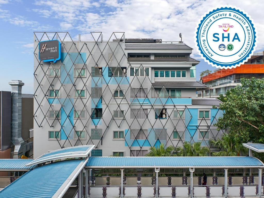 Sora Hotel Silom,Near Patpong Night Market,4 star