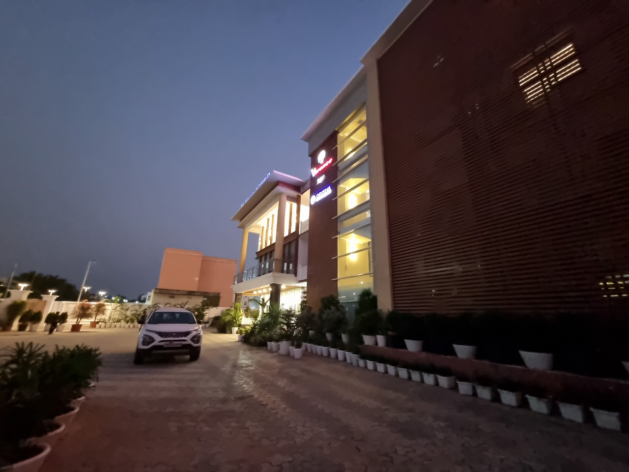 V Brance,Chakra Tirtha Road,3 star