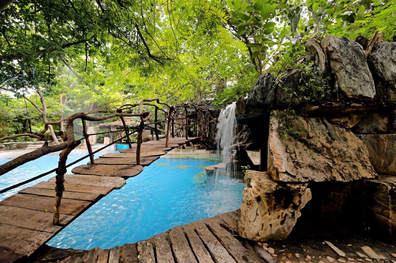 Lohagarh Fort Resort,Kukas,5 star