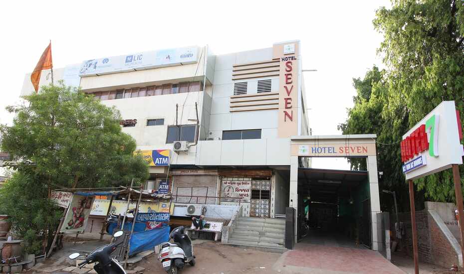 Hotel Seven Inn,Thaltej,3 star