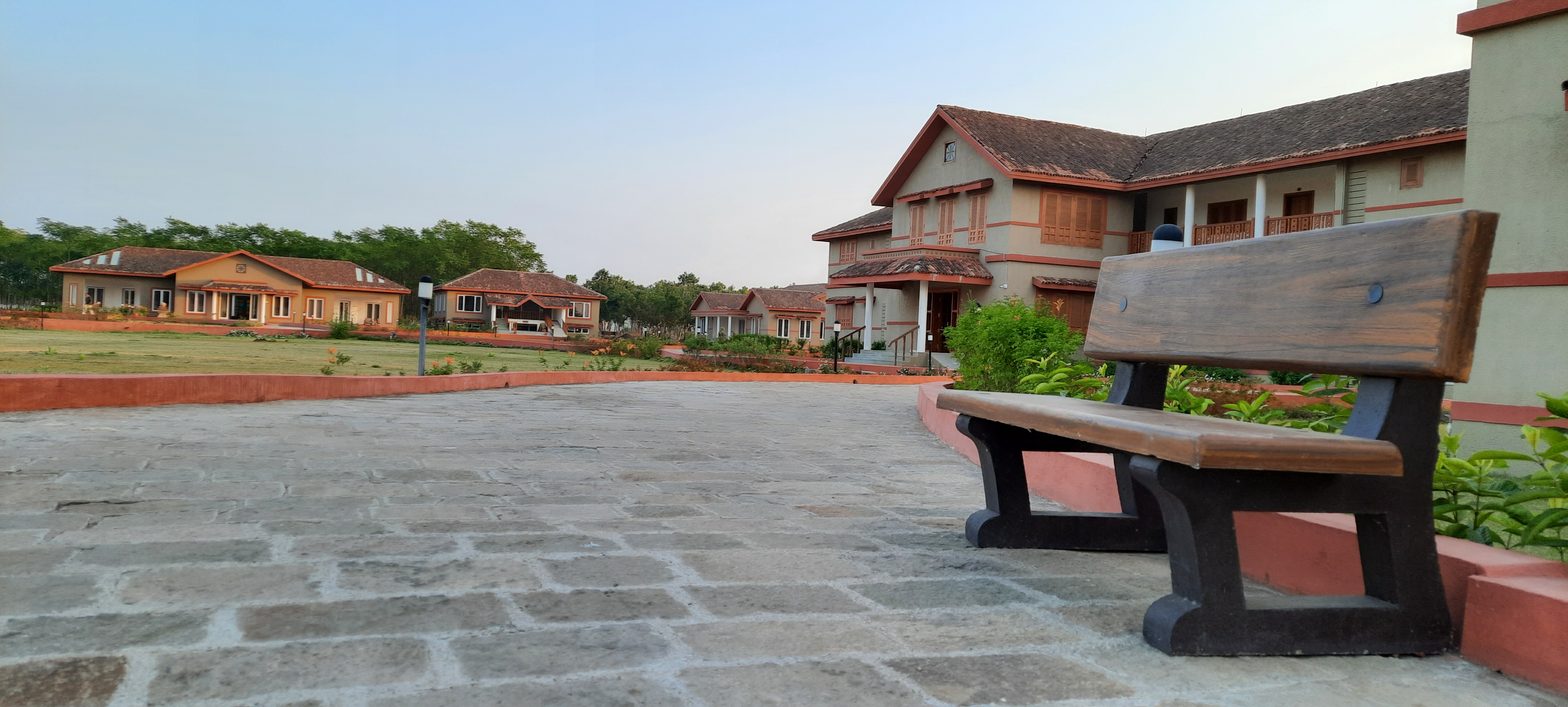 Purnashakti Tourism,Near Dhrafad Bridge, Village Chaparda, Di, Ta, Visavadar, Junagadh, Gujarat, 362120,2 star