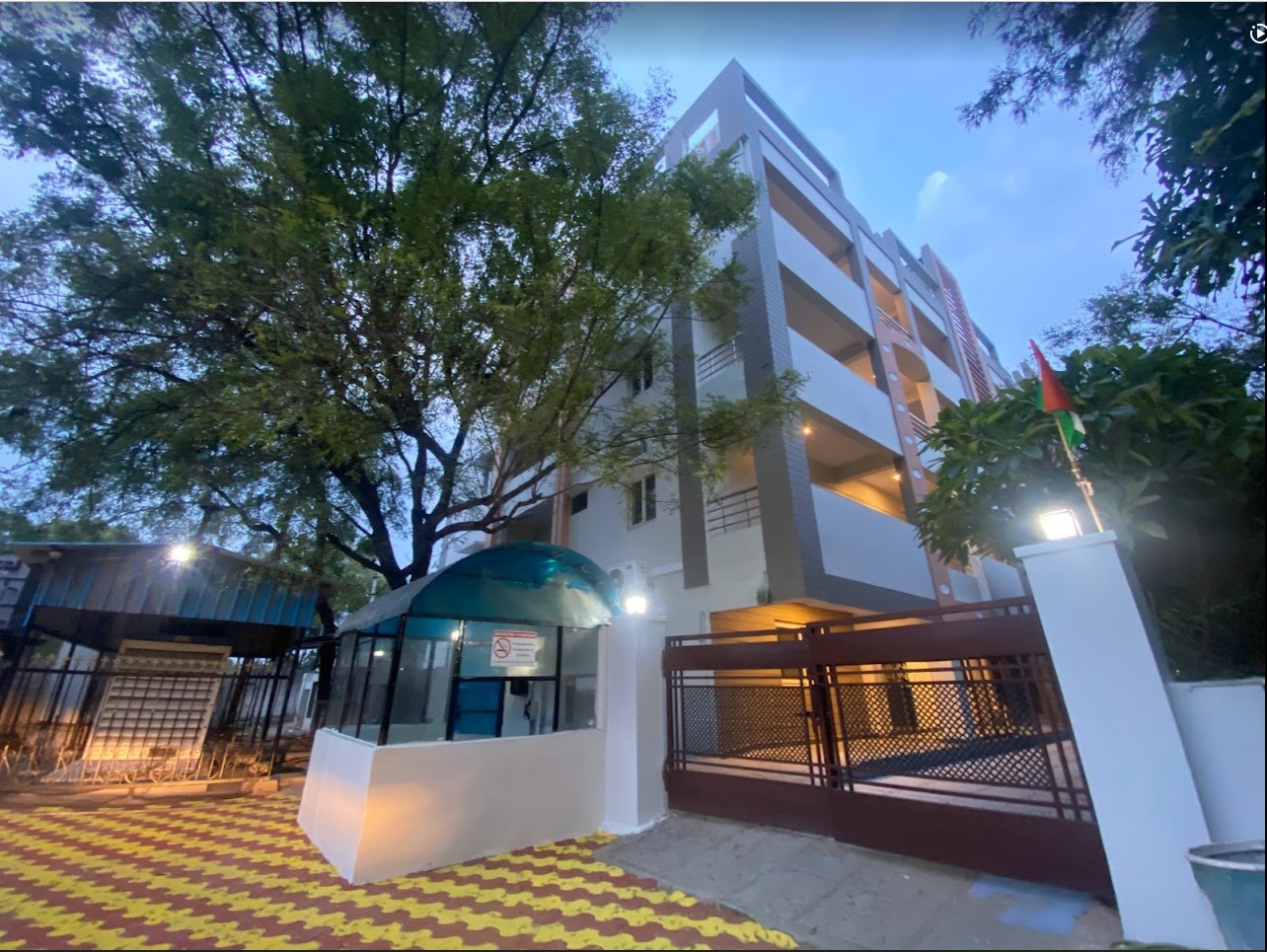 Hotel Shloka Residency