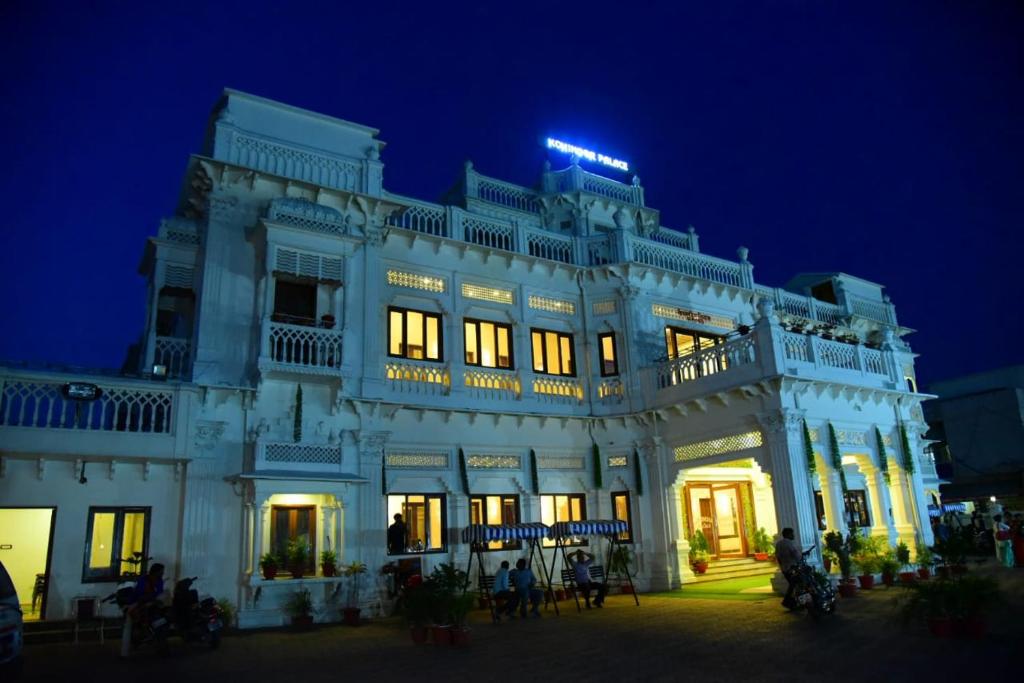 Kohinoor Palace,Faizabad,4 star