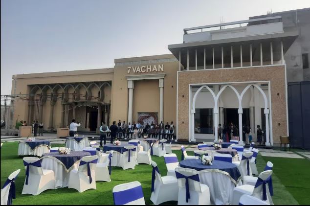 7 vachan lawns and banquet