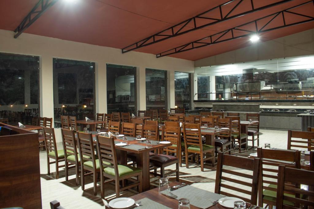 the tattwaa corbett spa and resort