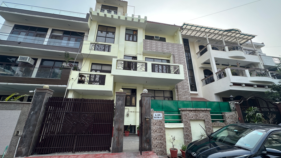 Hotel Ashray Noida,Sector 43-Noida,3 star