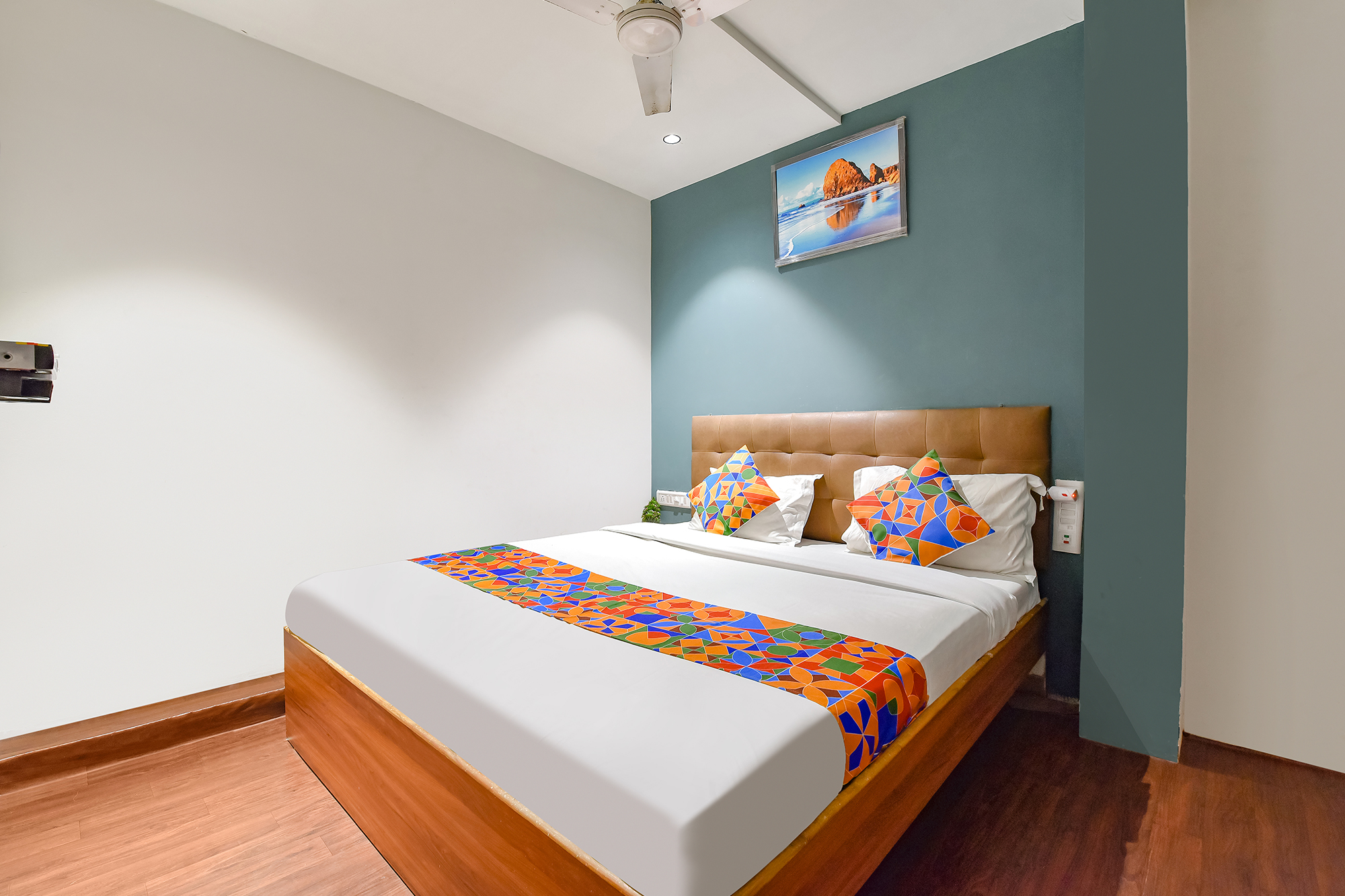 fabhotel nidhivan