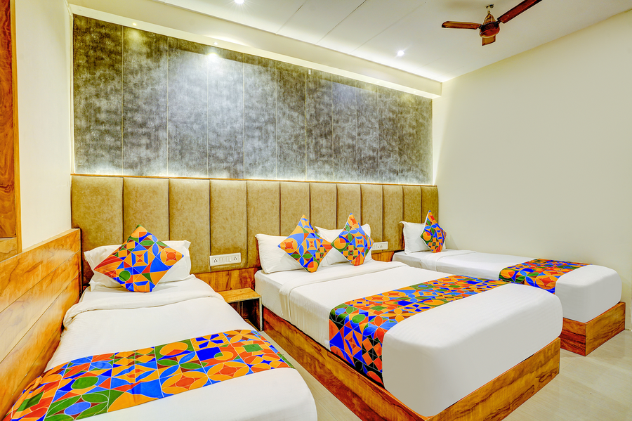 fabhotel indore palace