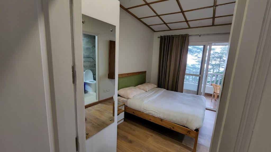 room-image