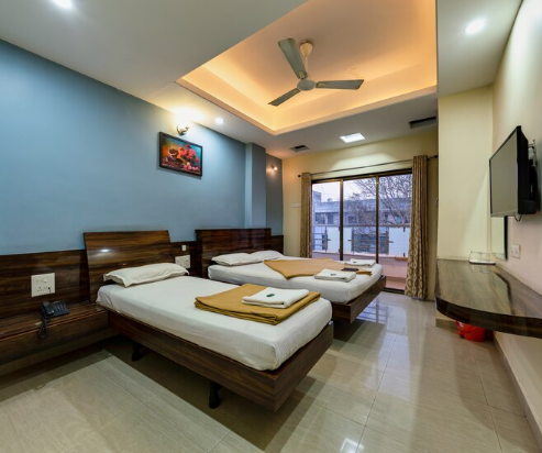 Hotel Radhakrishna, Near Kolhapur Train Station, Kolhapur ,3 star