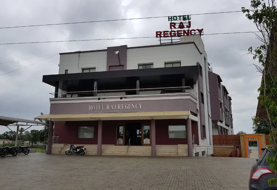 Hotel Raj Regency