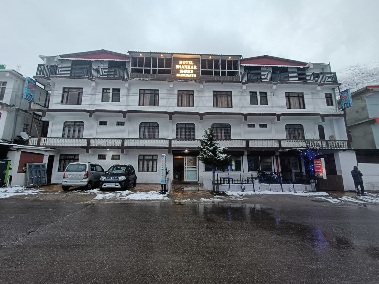 Hotel Shankar Shree,Near Bus Stand , Badrinath Road, Badrinath, Badrinath, Uttarakhand 246443,2 star