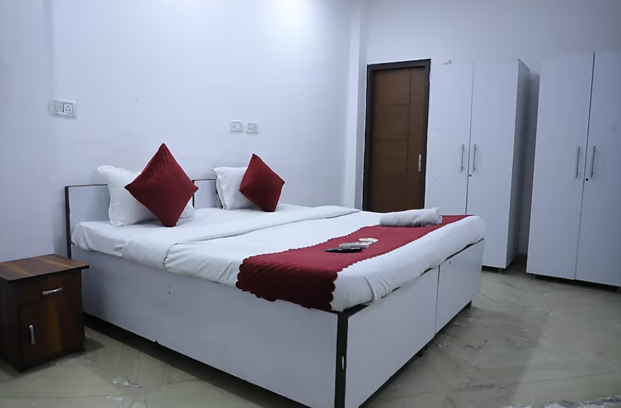 Hotel Pearl Residency Inn