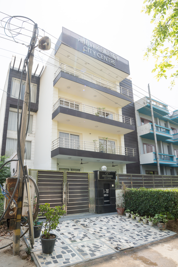 Ahuja Residency City Centre,B-707, Sushant Lok Phase I, Sector 43, Gurugram, Haryana 122009,3 star
