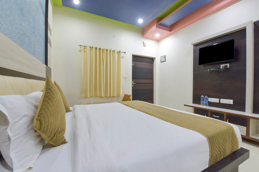 room-image