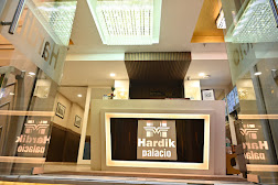 Hotel Hardik Palacio,Sidhgiribagh, Varanasi,3 star