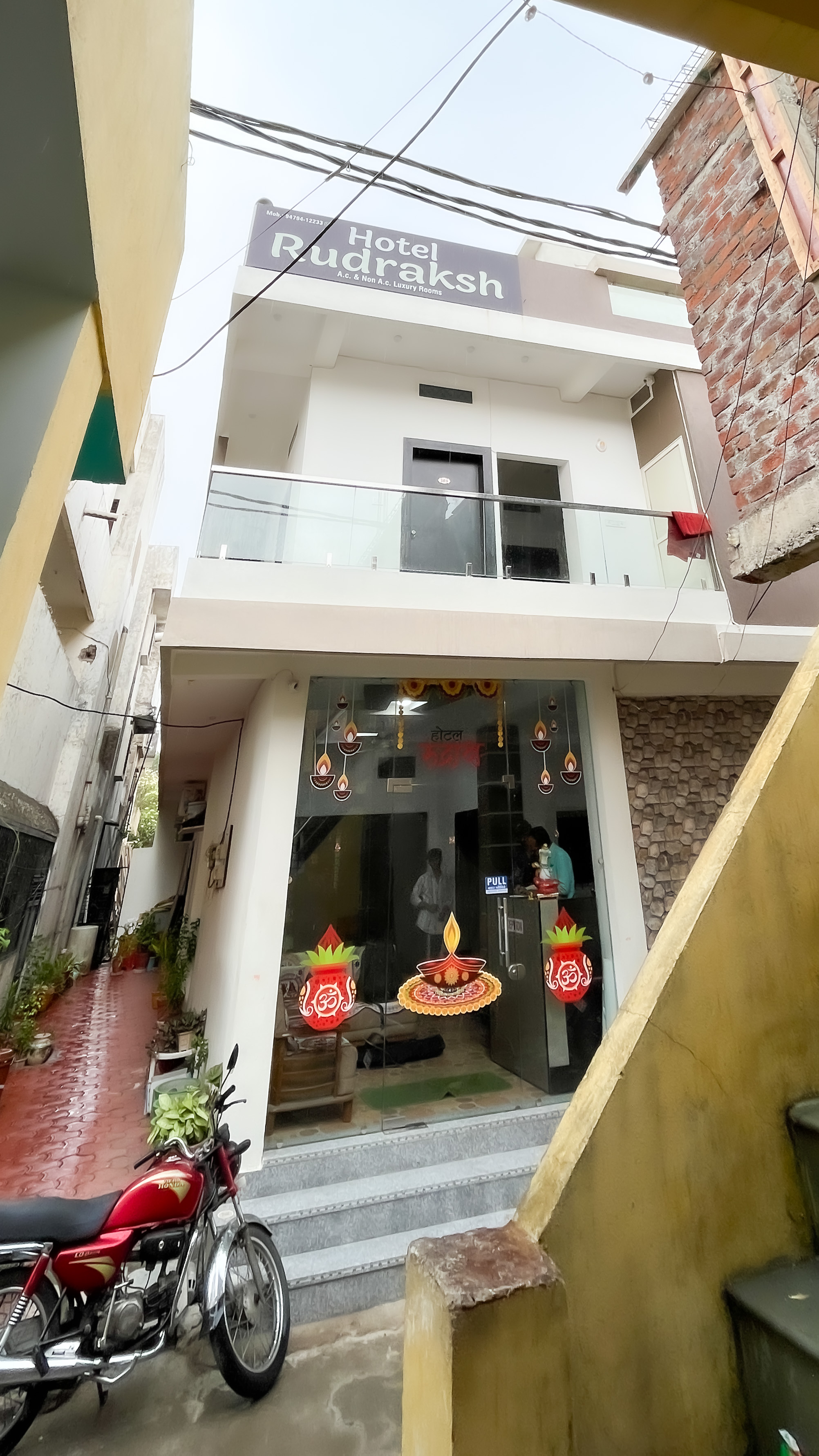 hotel rudraksh