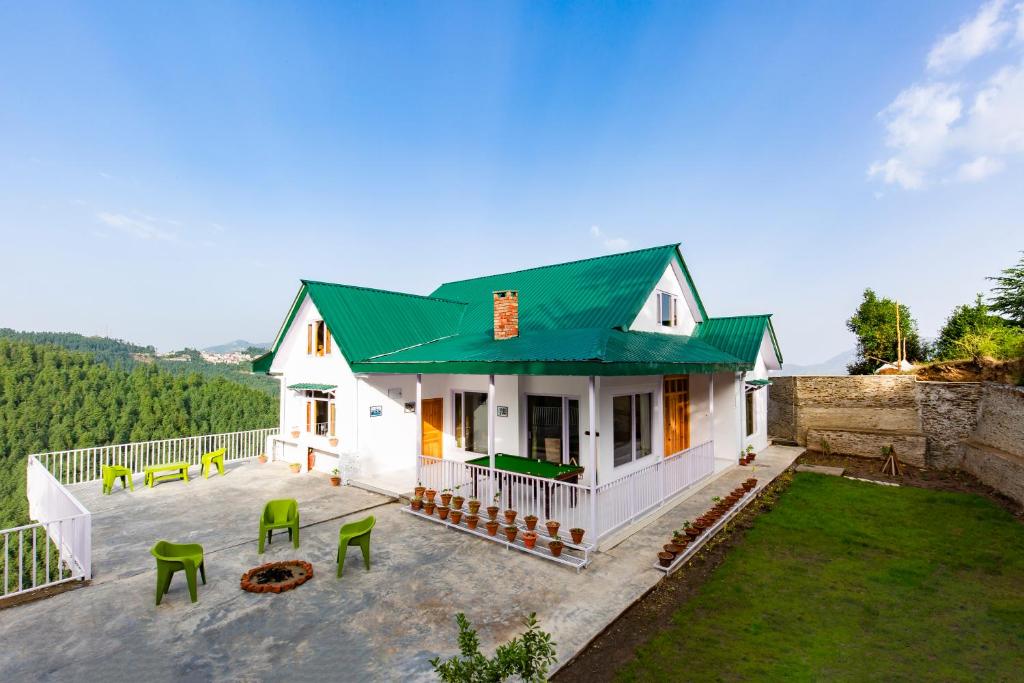 zostel homes theog shimla