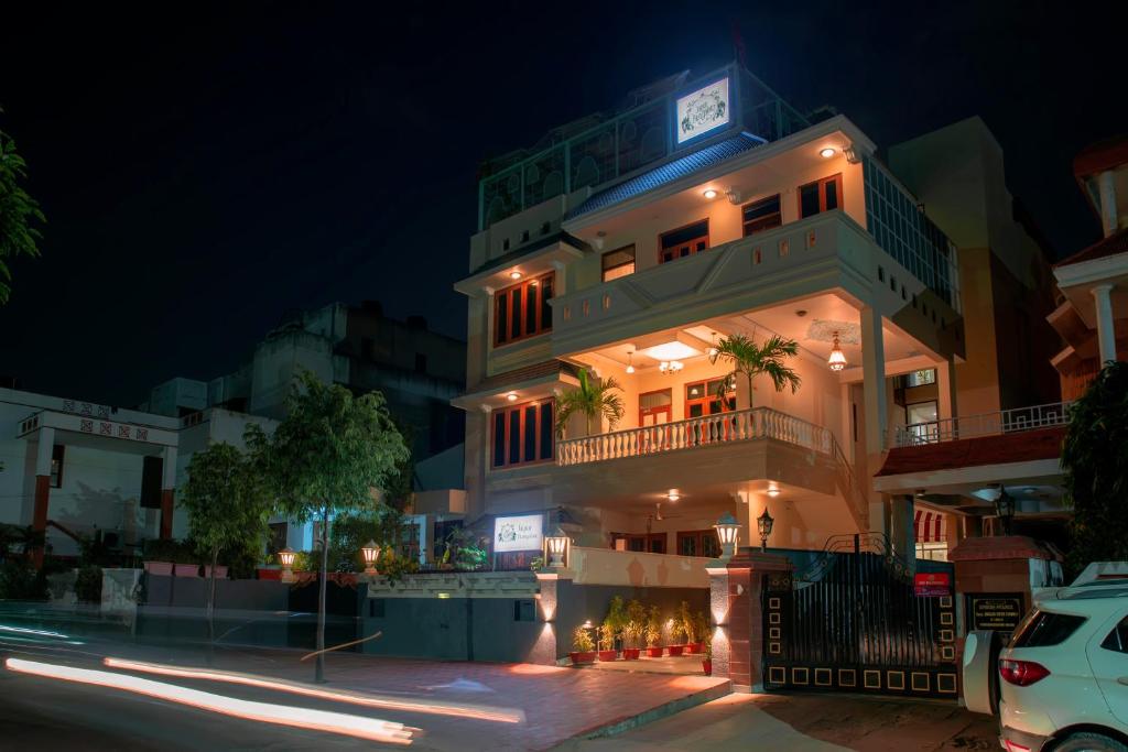 Jaipur Bungalow,Shyam Nagar,3 star