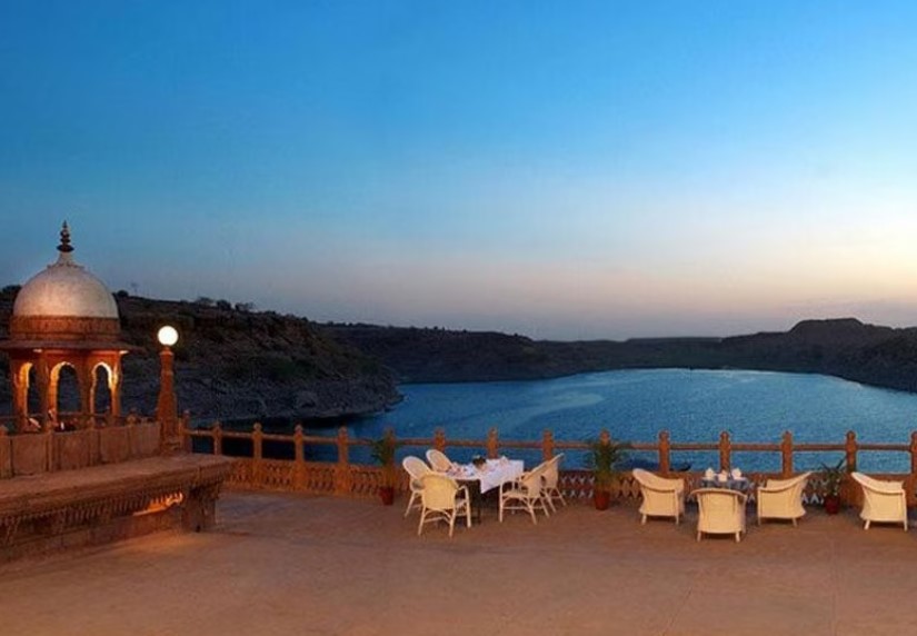 Welcomheritage Bal Samand Lake Palace,Mandore,5 star