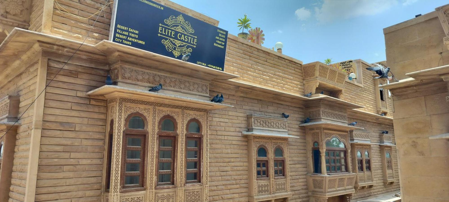 the elite castle