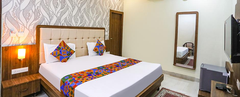 fabhotel prime siddhant palace