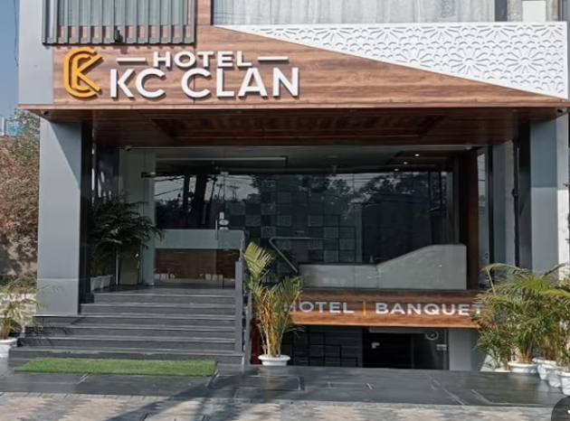 hotel kc clan