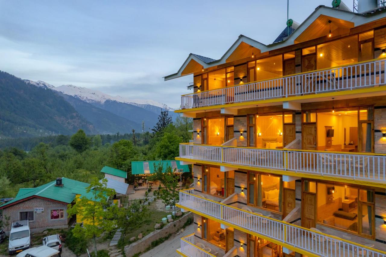The Social Stays Manali,Old Manali,3 star