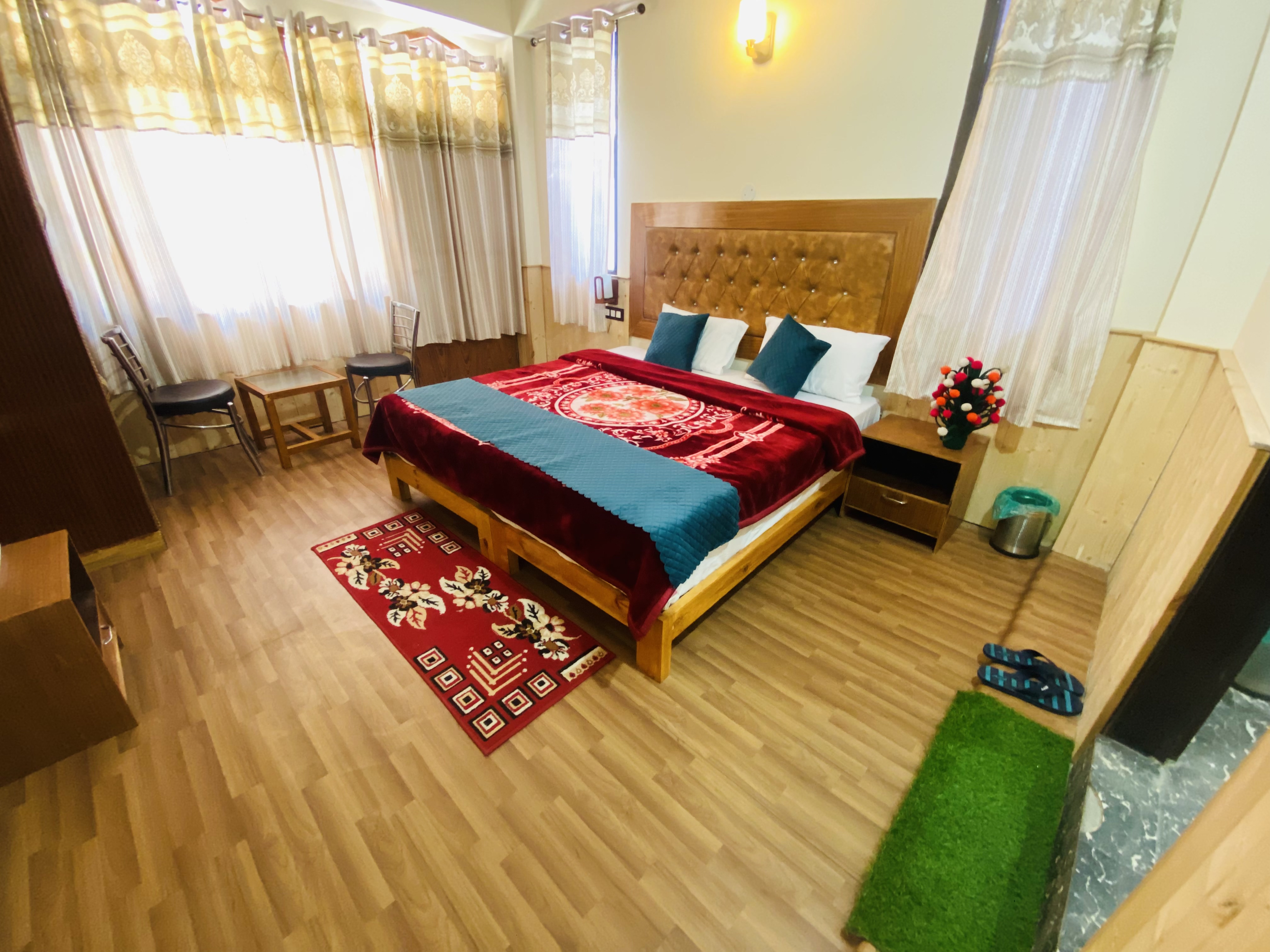 The Kuber Hotel & Restaurant,Upmahal,3 star