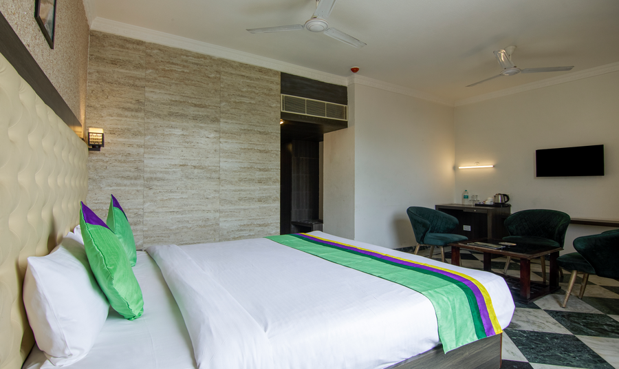 Treebo Trinetar International,Plot No. 39, Hotel Trinetar International, Transport Nagar Road, Transport Nagar, Jammu, Jammu, Jammu And Kashmir, 180006,3 star