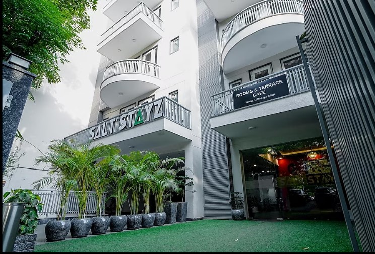 Saltstayz Hotel Huda City Center