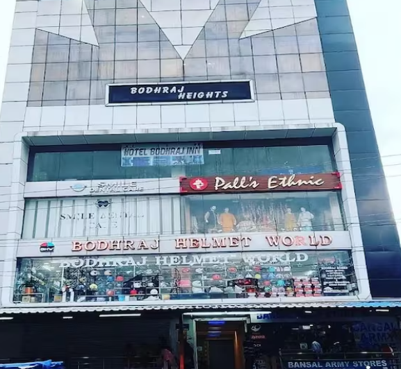 Hotel Bodhraj Inn,Plot No.111, Near Overbridge, Nivaranpur Rd, Nivaranpur, Doranda, Ranchi,3 star