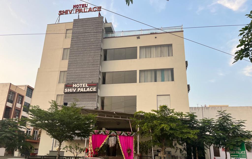 Hotel Shiv Palace,Shyam Nagar,3 star