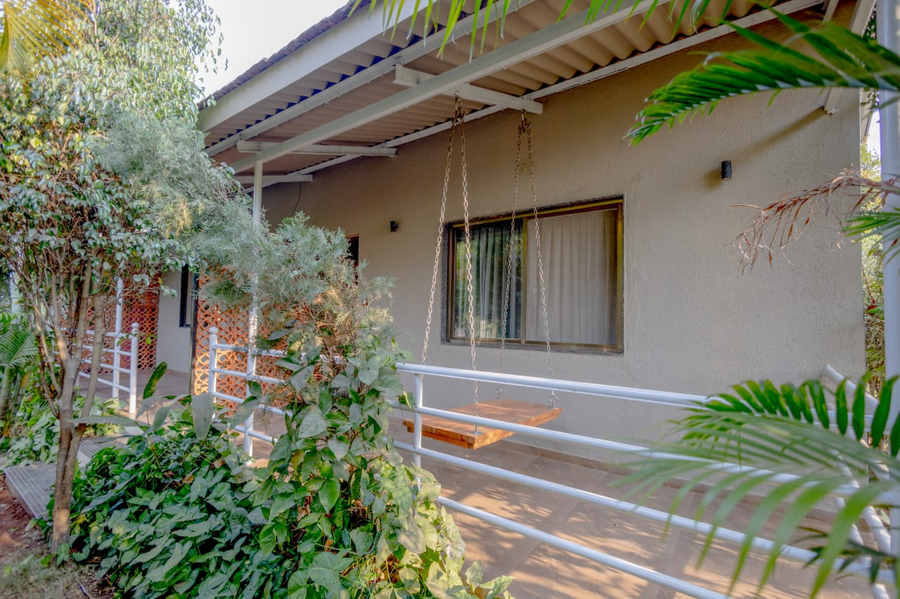 Vanah Villa And Resort,Javan Tungi Rd,2 star